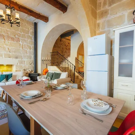 Authentic With Private Pool Villa
