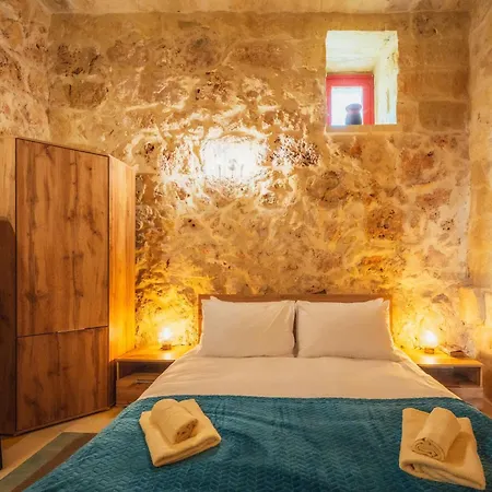 Authentic With Private Pool Villa Xagħra