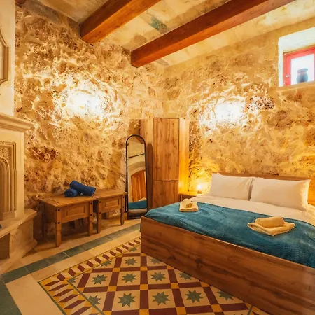 Authentic With Private Pool Villa