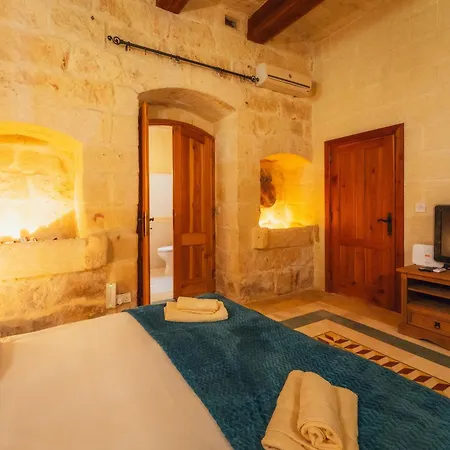 Villa Authentic With Private Pool