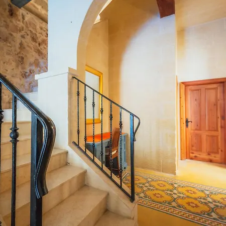 Authentic With Private Pool Villa Xagħra