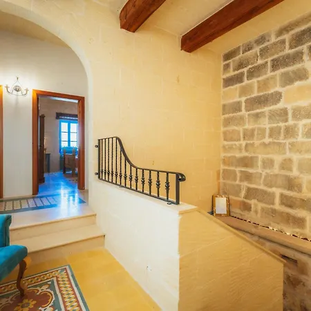Authentic With Private Pool Villa Xagħra